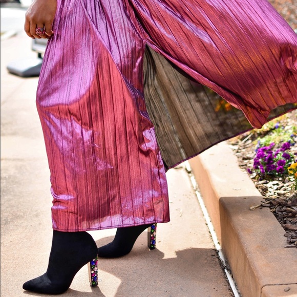 Women's Purple Metallic Maxi  Skirt Size Small - Picture 2 of 4